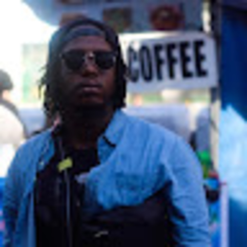 Meet your Posher, Dion